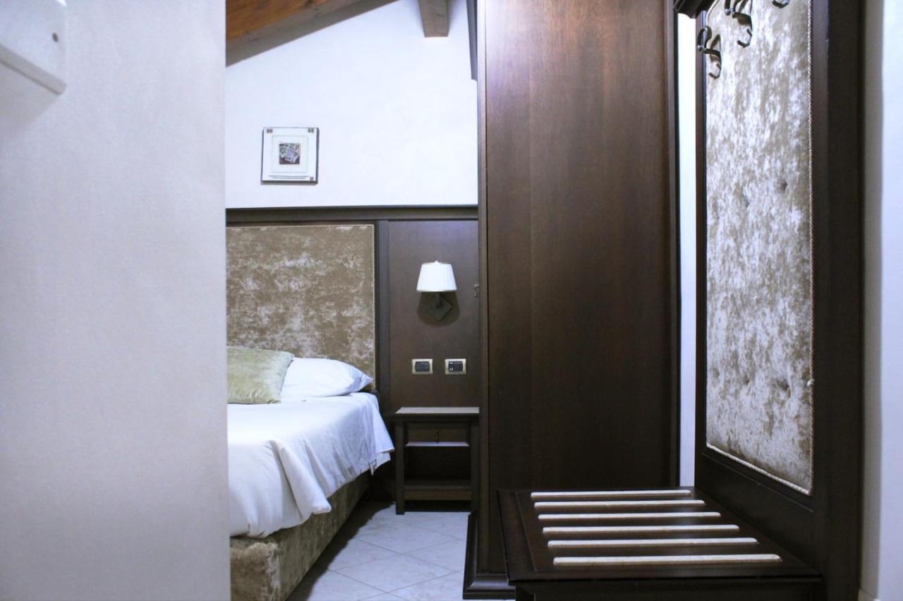 Bed and Breakfast Le Corti - Dimora Storica Polistena Exterior foto